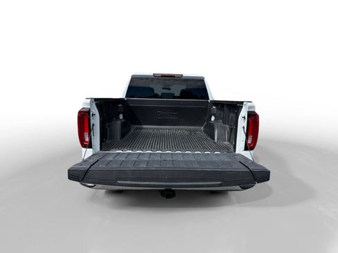 Used 2025 GMC Sierra 1500 SLT RWD image 17