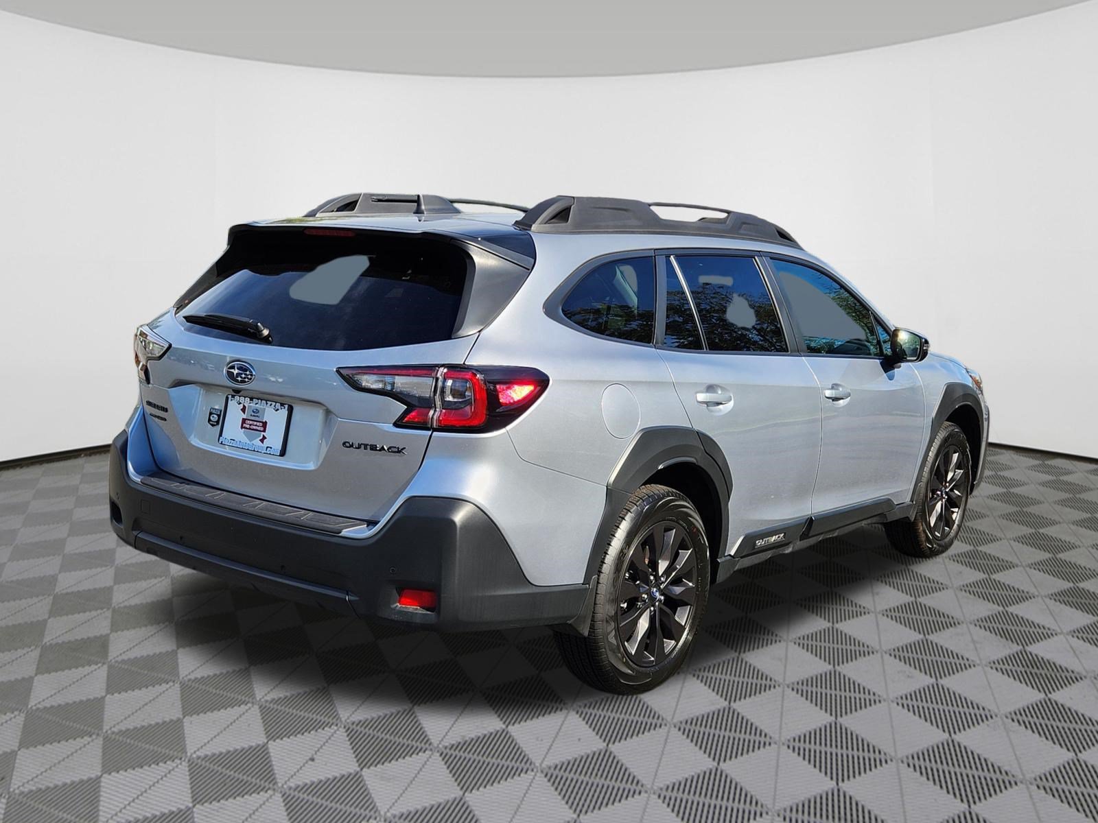 Certified 2025 Subaru Outback Onyx Edition AWD/4WD image 4