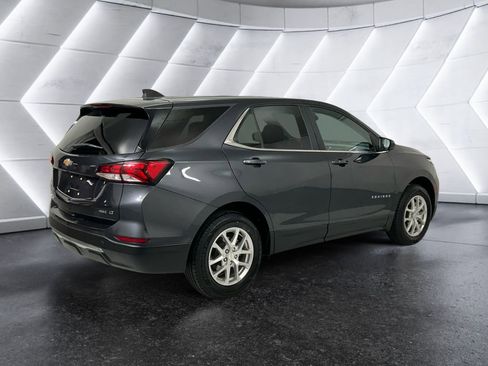 Used 2022 Chevrolet Equinox LT image 4