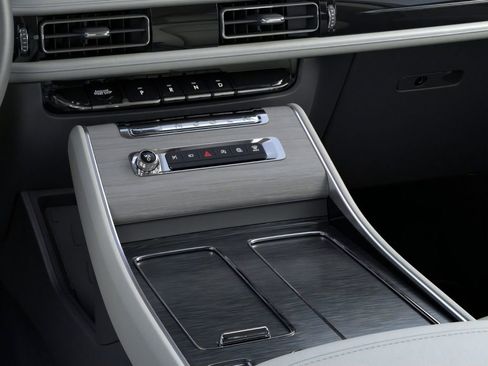 New 2026 Lincoln Aviator Reserve AWD/4WD image 15