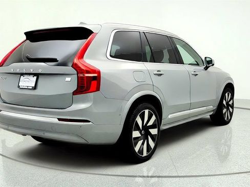 Used 2024 Volvo XC90 T8 Ultimate w/ Protection Package Premier AWD/4WD image 5