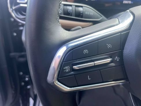 Used 2025 Chevrolet Equinox ACTIV w/ Safety and Technology Package FWD image 24