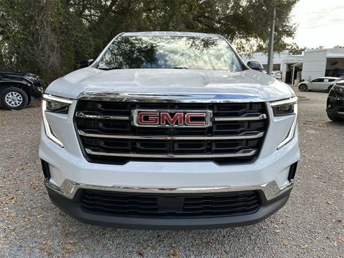 Used 2025 GMC Acadia Elevation image 6