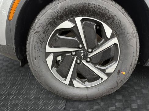 New 2025 Kia Sportage LX image 20