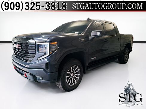 Used 2023 GMC Sierra 1500 AT4 w/ AT4 Premium Package AWD/4WD image 1
