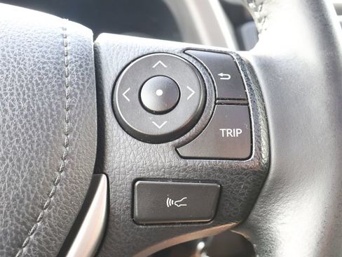 Used 2017 Toyota RAV4 XLE w/ Plus Special Value Package AWD/4WD image 17