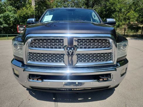 Used 2016 RAM 2500 Laramie AWD/4WD image 2
