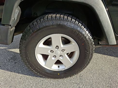 Used 2016 Jeep Wrangler Unlimited Sport w/ Quick Order Package 23S image 9