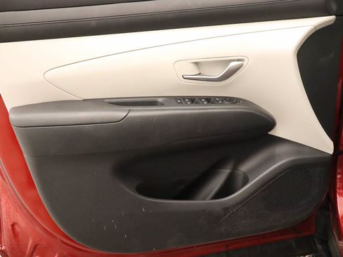 Used 2026 Hyundai Tucson SEL FWD image 17