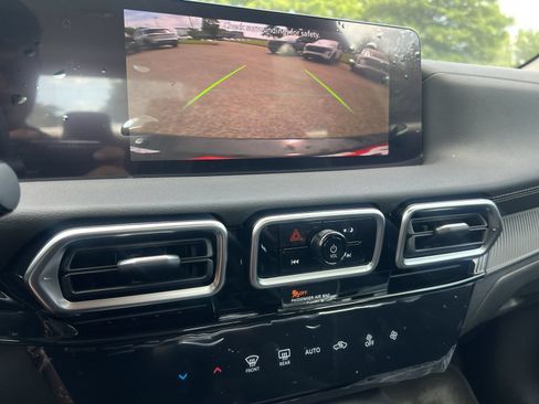 Used 2026 Nissan Sentra SV w/ Floor Mat Package FWD image 5