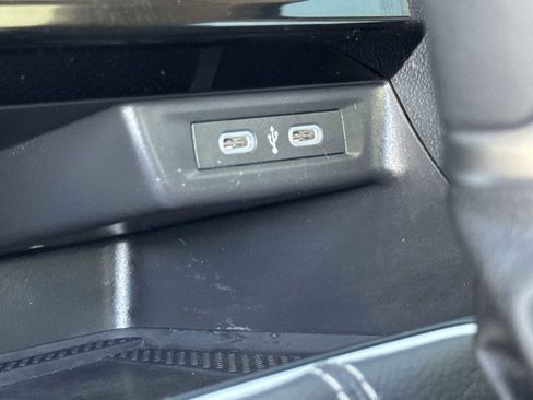 Used 2023 Volkswagen Jetta SEL image 25