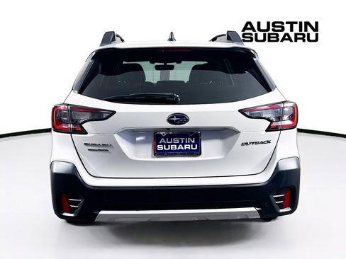 Used 2021 Subaru Outback Limited image 6