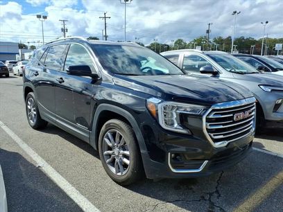 Used 2024 GMC Terrain SLT