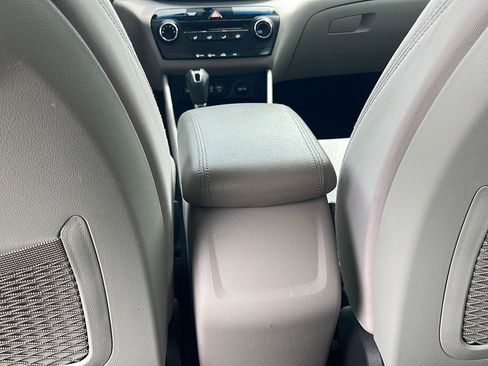 Used 2018 Hyundai Tucson SE AWD/4WD image 30