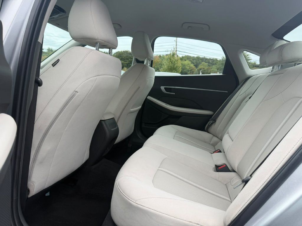 Used 2024 Hyundai Sonata SEL FWD image 11