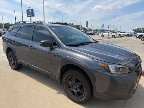 Used 2023 Subaru Outback Wilderness AWD/4WD image 4