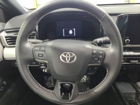 Used 2026 Toyota Camry SE w/ Convenience Package FWD image 17