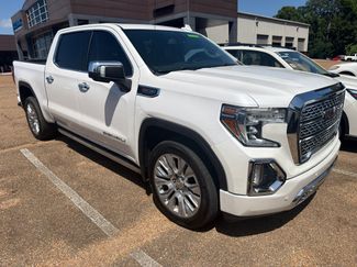 Used 2022 GMC Sierra 1500 Denali w/ Denali Premium Package AWD/4WD video 1