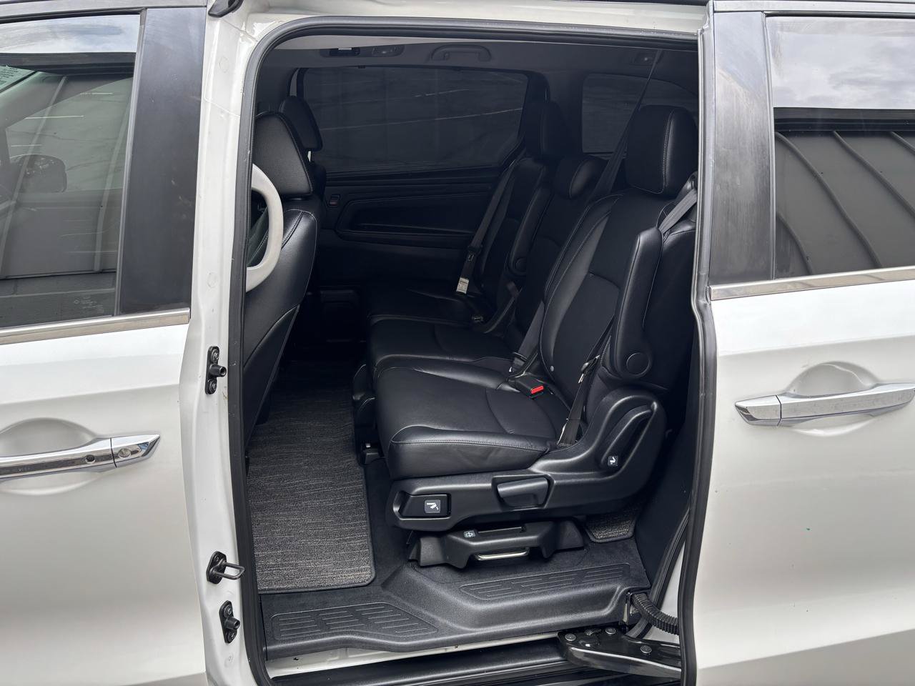 Used 2023 Honda Odyssey EX-L image 17