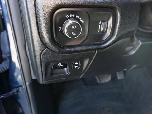 Used 2021 RAM 1500 Big Horn AWD/4WD image 11