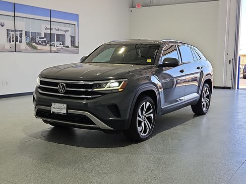 Used 2021 Volkswagen Atlas Cross Sport SEL Premium AWD/4WD image 4