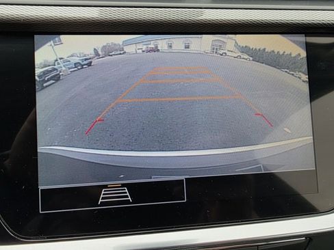 Used 2021 Buick Encore GX Select image 34