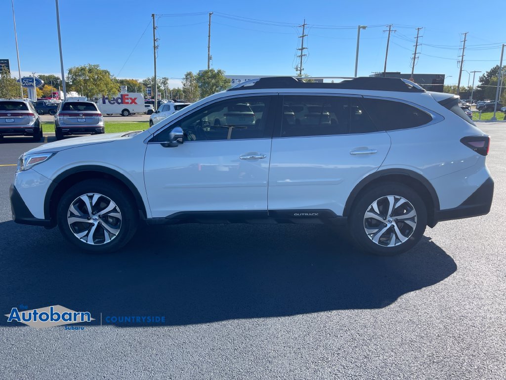 Used 2022 Subaru Outback Touring w/ Popular Package #2 AWD/4WD image 2