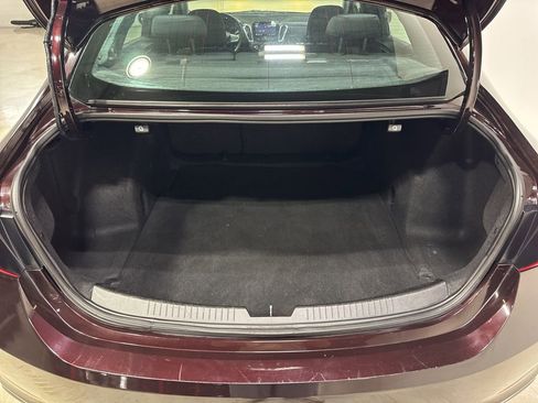 Used 2020 Chevrolet Malibu LT image 34