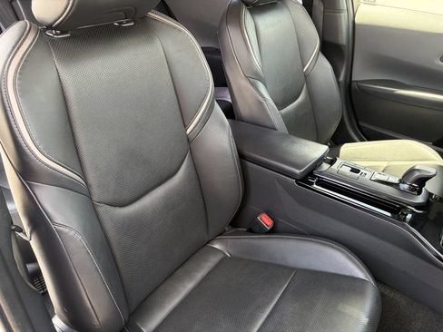 Certified 2024 Toyota Prius XLE FWD image 15