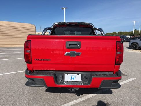 Used 2015 Chevrolet Colorado Z71 image 5