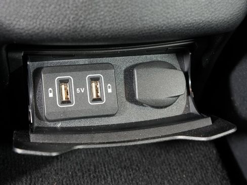 Certified 2020 Mercedes-Benz C 300 4MATIC Sedan image 35