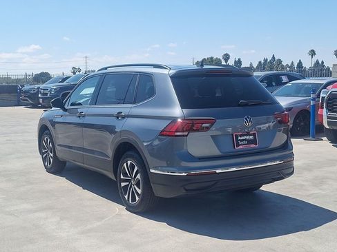 Used 2022 Volkswagen Tiguan S FWD image 8