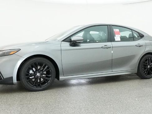 New 2026 Toyota Camry SE FWD image 21