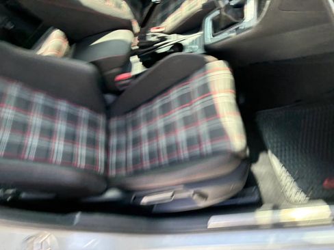 Used 2017 Volkswagen GTI S FWD image 28