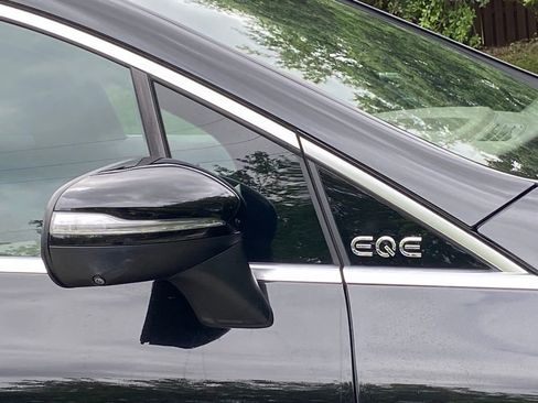 Used 2023 Mercedes-Benz EQE 350+ 4MATIC SUV w/ AMG Line Exterior Package image 12