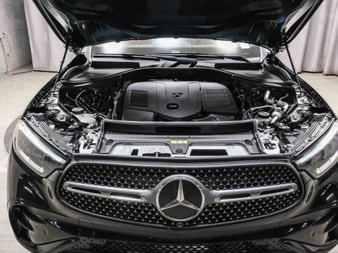 Used 2023 Mercedes-Benz GLC 300 image 30