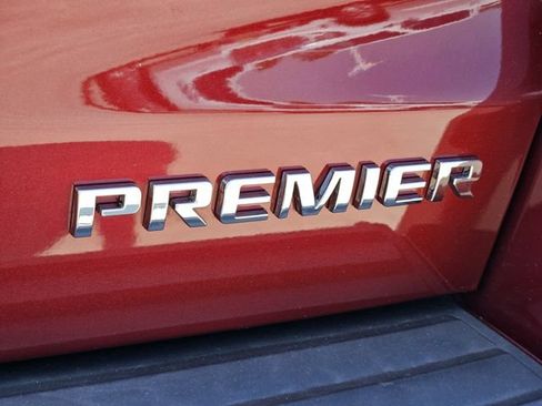 Used 2020 Chevrolet Suburban Premier RWD image 9