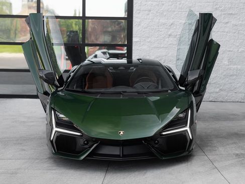 Used 2026 Lamborghini Revuelto AWD/4WD image 24