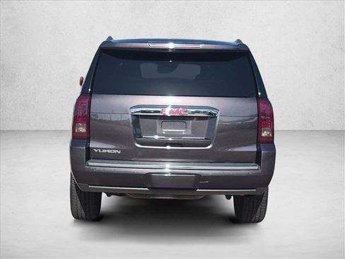Used 2017 GMC Yukon Denali w/ Open Road Package RWD image 7