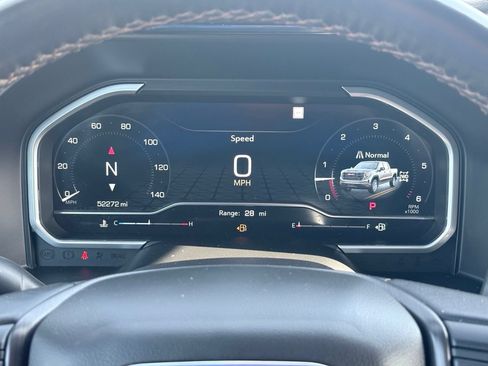 Certified 2022 GMC Sierra 1500 AT4 w/ AT4 Premium Package AWD/4WD image 8