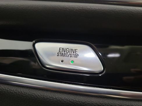 Used 2023 Buick Enclave Avenir w/ Avenir Technology Package FWD image 30