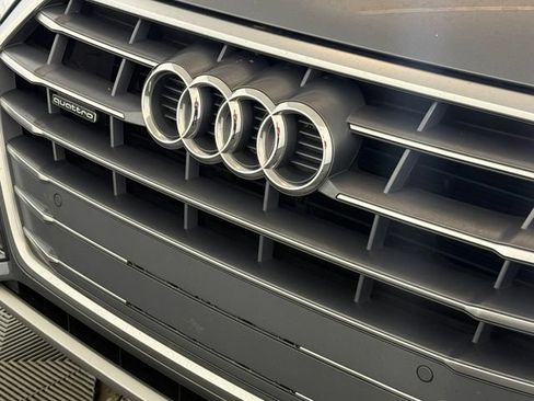 Used 2019 Audi Q5 2.0T Premium Plus w/ Premium Plus Package AWD/4WD image 48