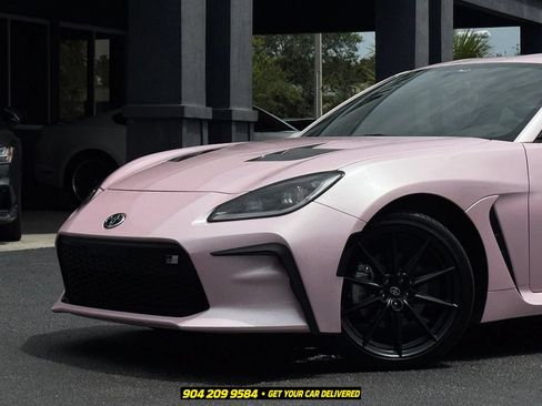 Used 2023 Toyota GR86 Premium w/ ALL Weather Mat Package (TMS) RWD image 2