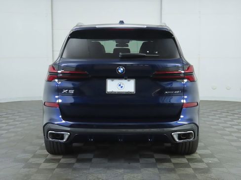 Used 2026 BMW X5 xDrive40i w/ M Sport Package image 7