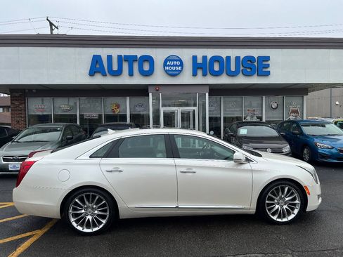 Used 2013 Cadillac XTS Platinum AWD/4WD image 11