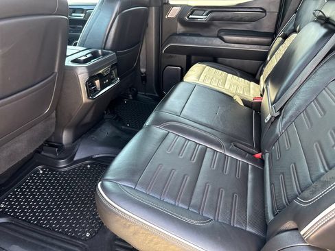 Used 2022 GMC Sierra 1500 AT4X AWD/4WD image 18