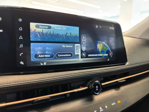 Certified 2024 Nissan Ariya FWD image 20