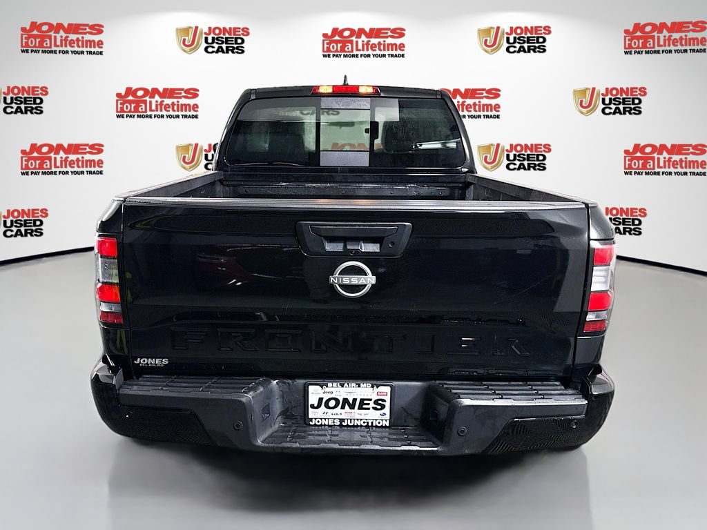 Certified 2025 Nissan Frontier SV RWD image 14