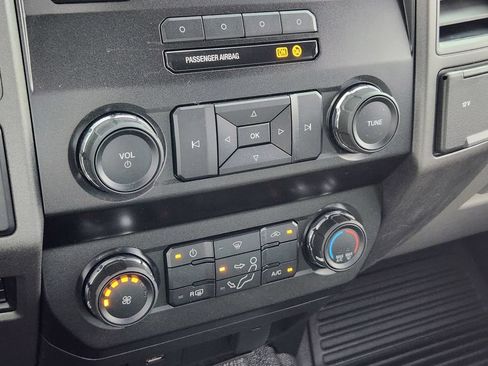Used 2019 Ford F250 XL w/ STX Appearance Package AWD/4WD image 24