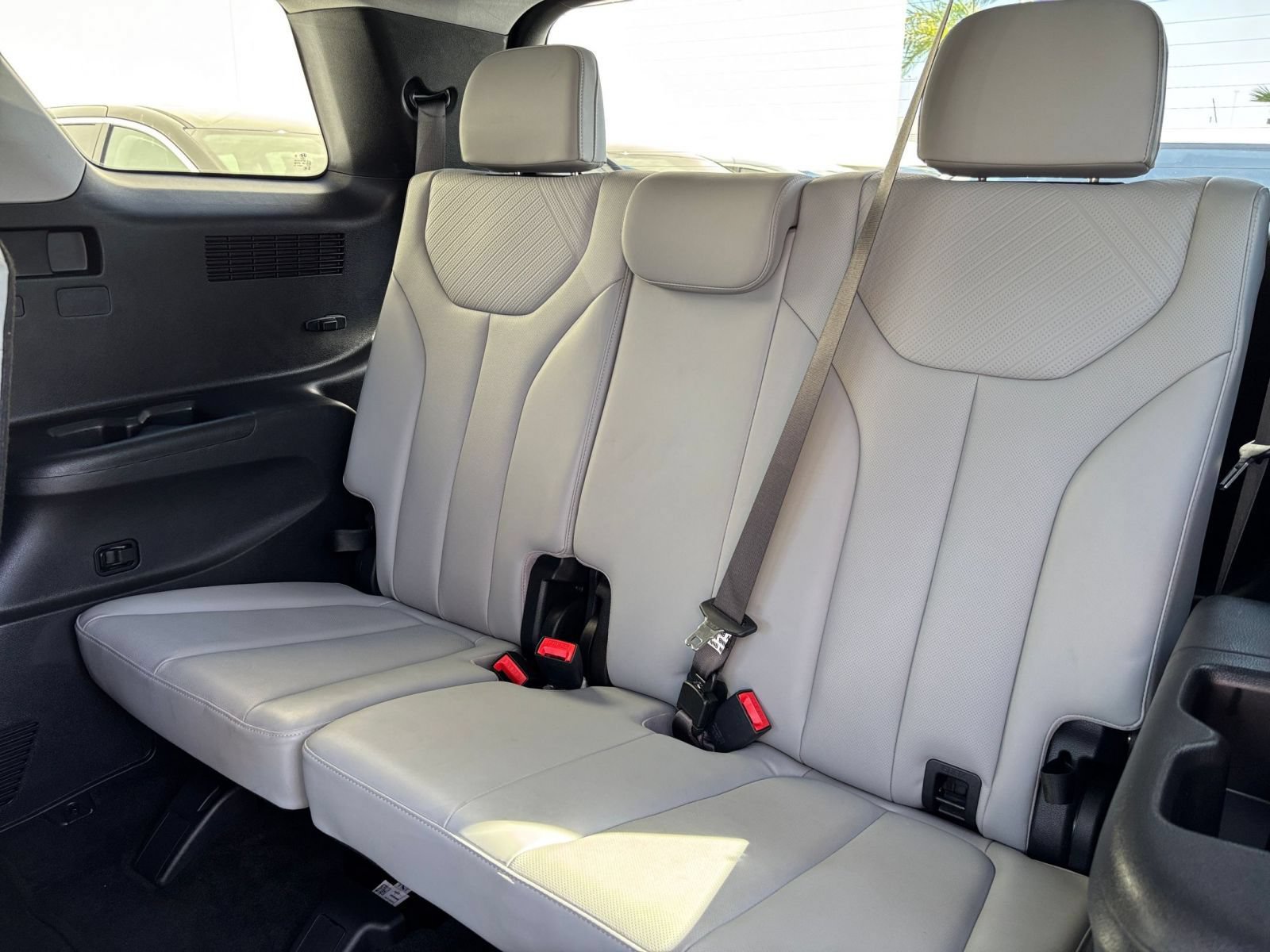 Used 2025 Hyundai Palisade SEL AWD/4WD image 31